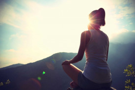 6 esercizi per meditare ovunque